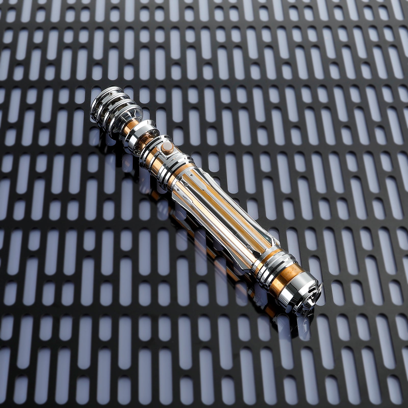 Removable heavy-grade blade for Leia Saber with shatter-resistant polycarbonate construction