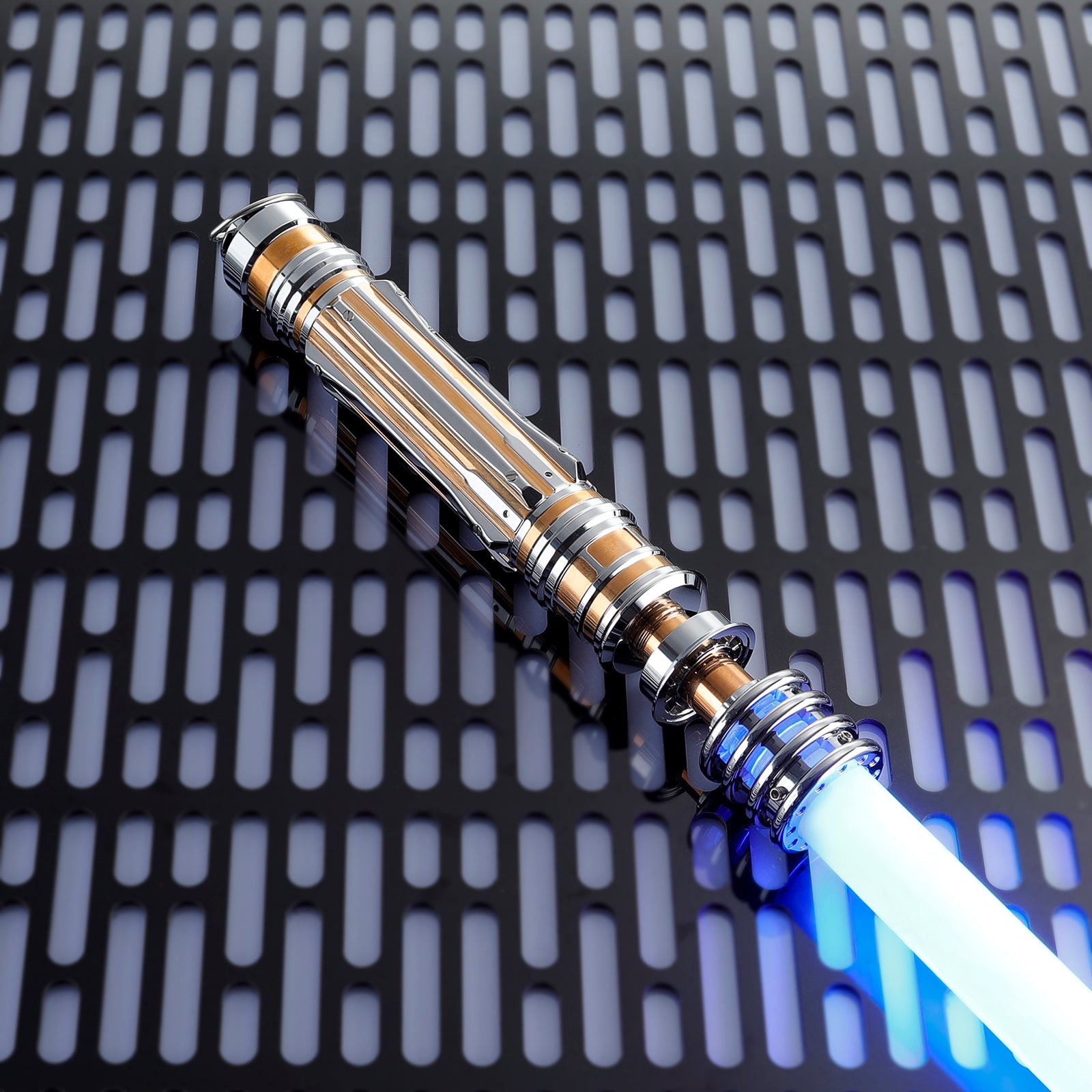 Intricate Symmetric Grip Design of Leia Organa Lightsaber