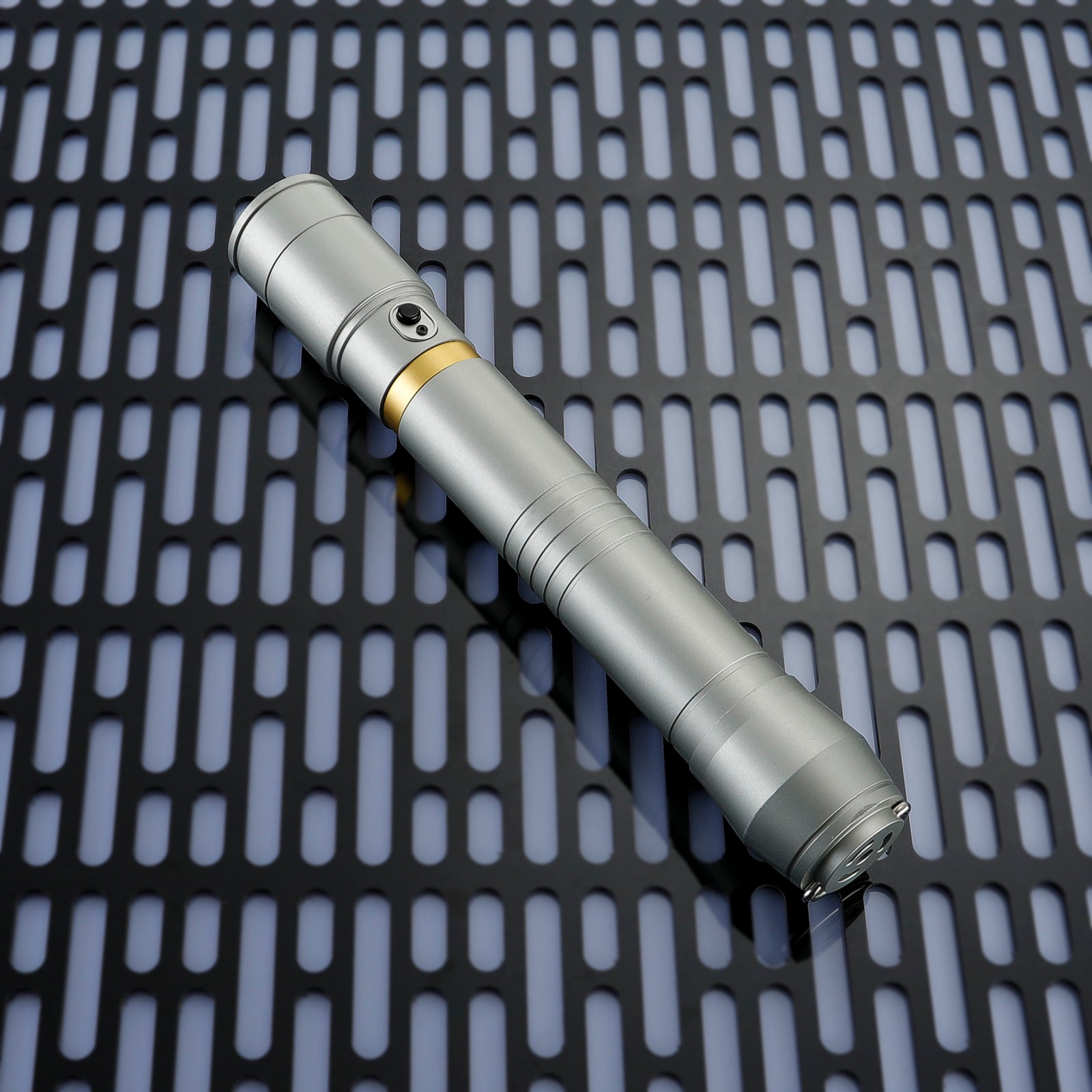 LIGHTSABER® Vernestra Rwoh Saber Duel-Ready Design