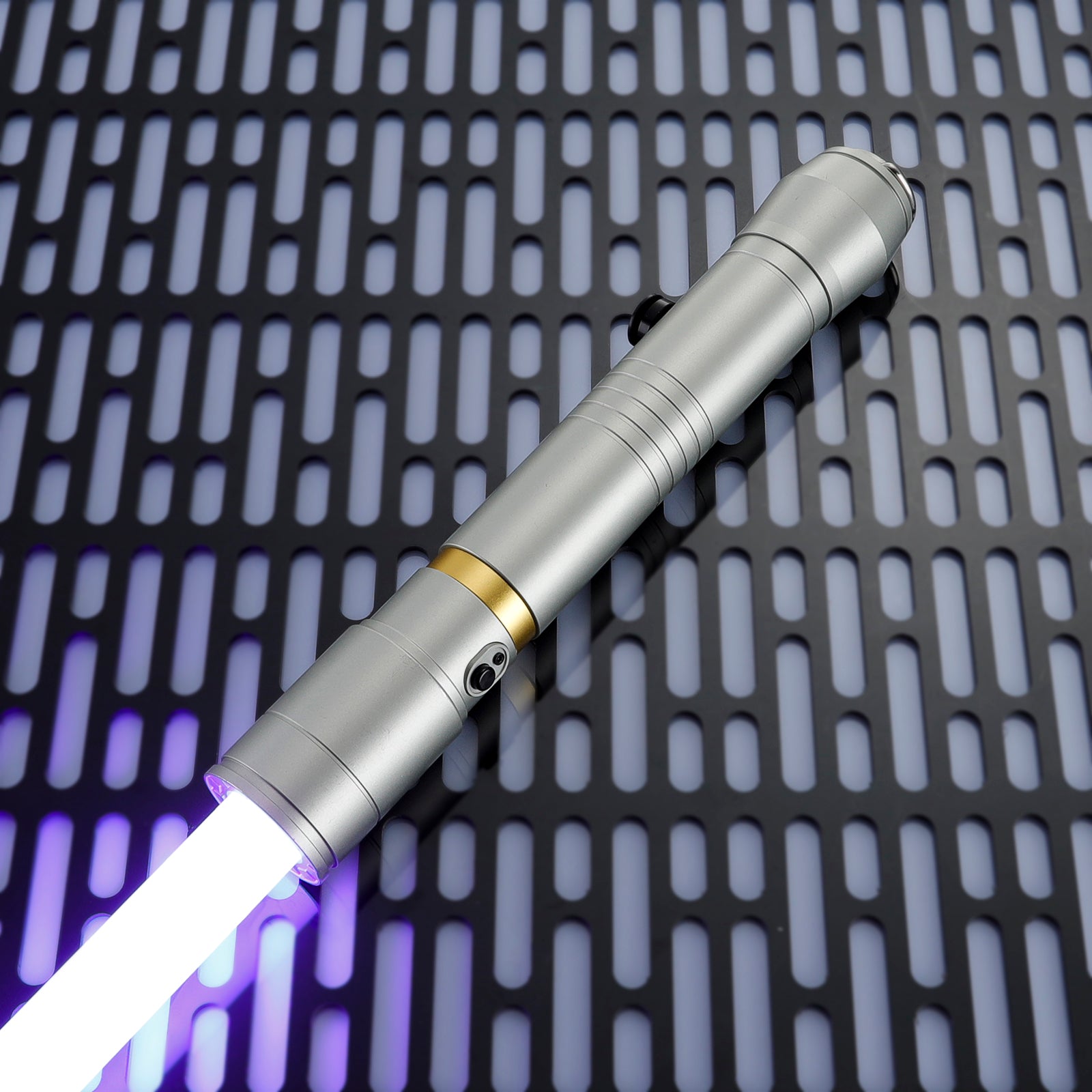 LIGHTSABER® Vernestra Rwoh Saber Duel-Ready Design