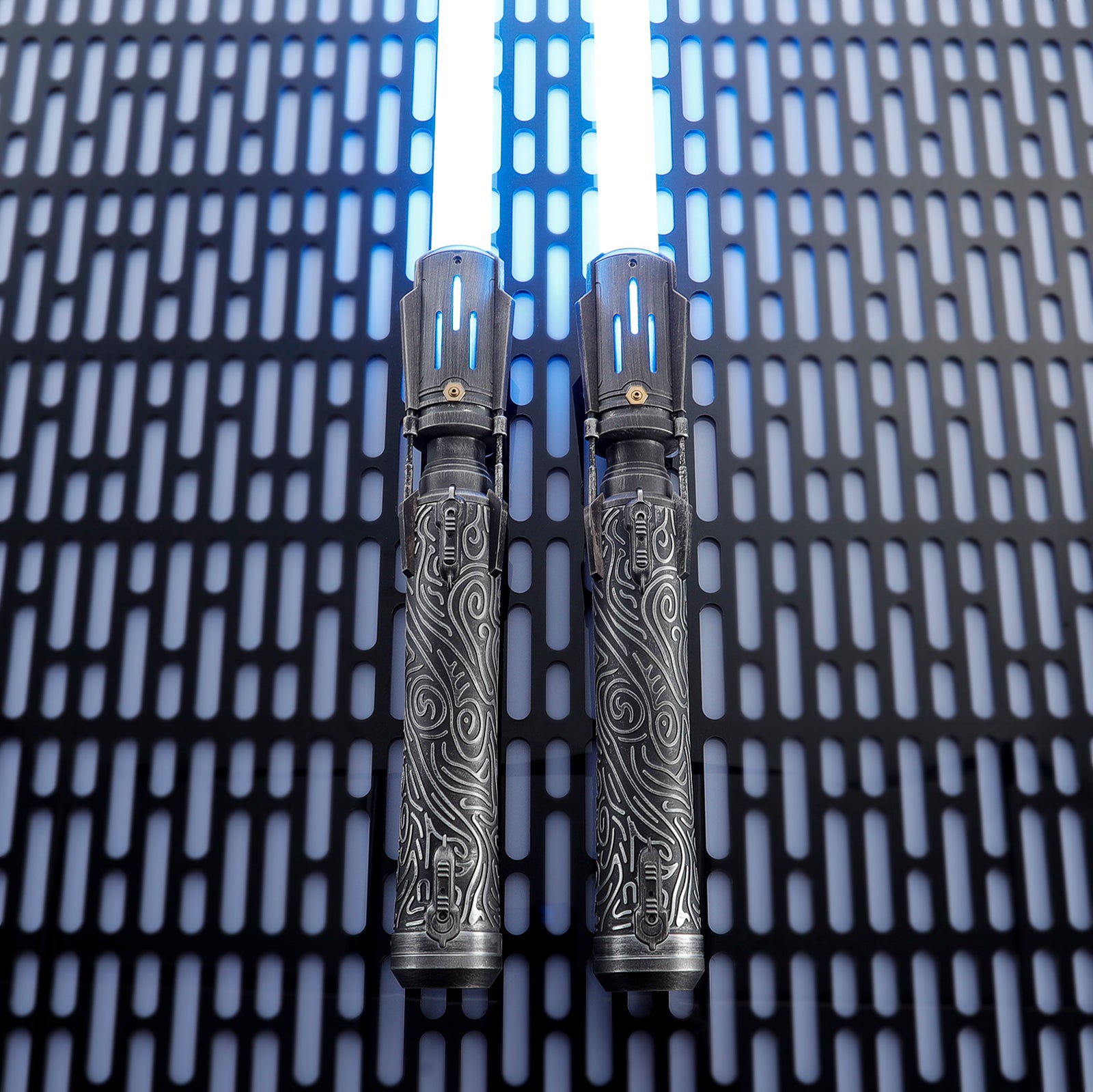 LIGHTSABER® Satele Shan Double-Bladed Saber