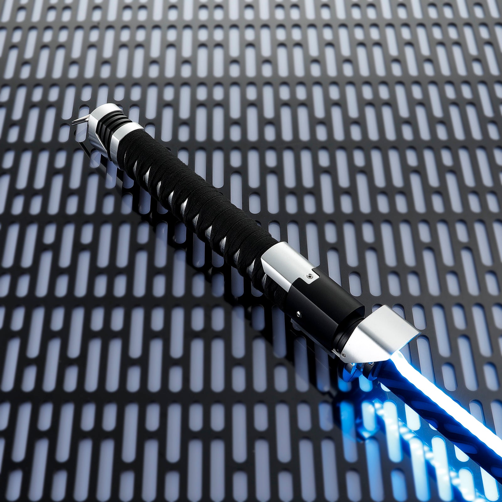 LIGHTSABER® Ronin V2 Pixel Saber With Unlimited Colors Smooth Swing FX Lightsaber