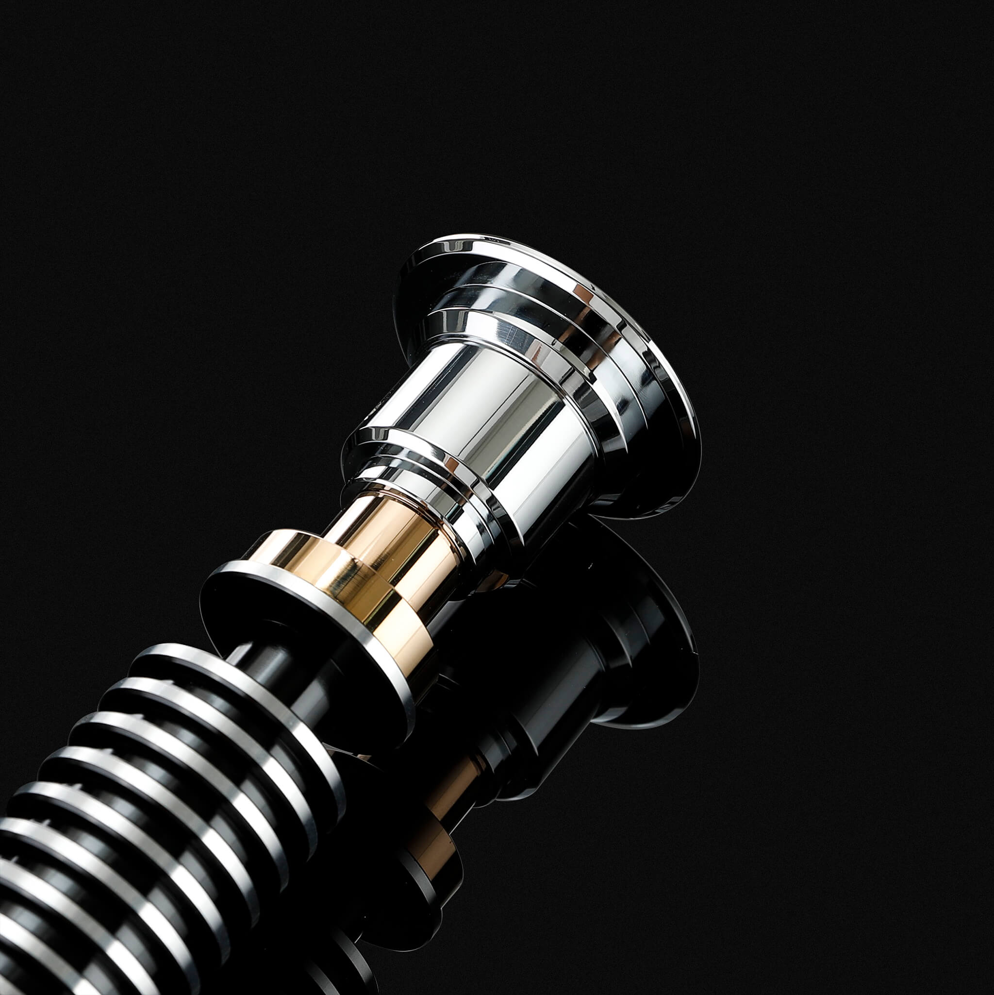 Luke EP6 metal lightsaber hilt emitter detail