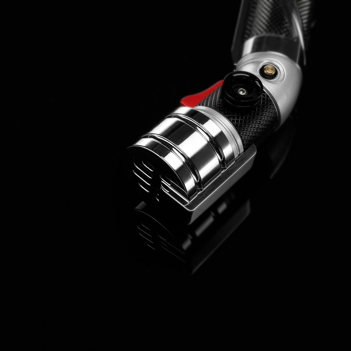 Pommel cap and speaker detail of Dooku curved metal lightsaber
