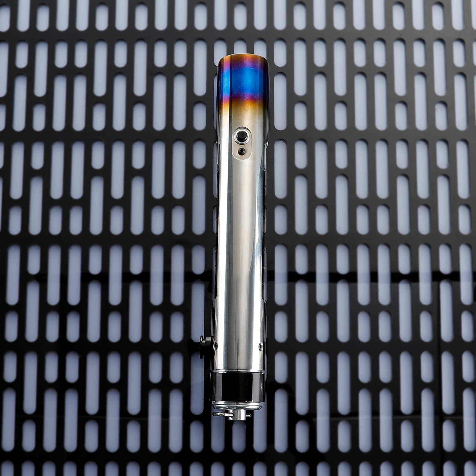 Master_SOL_Saber_with_display_stand_and_customizable_RGB_lighting_for_cosplay_collections