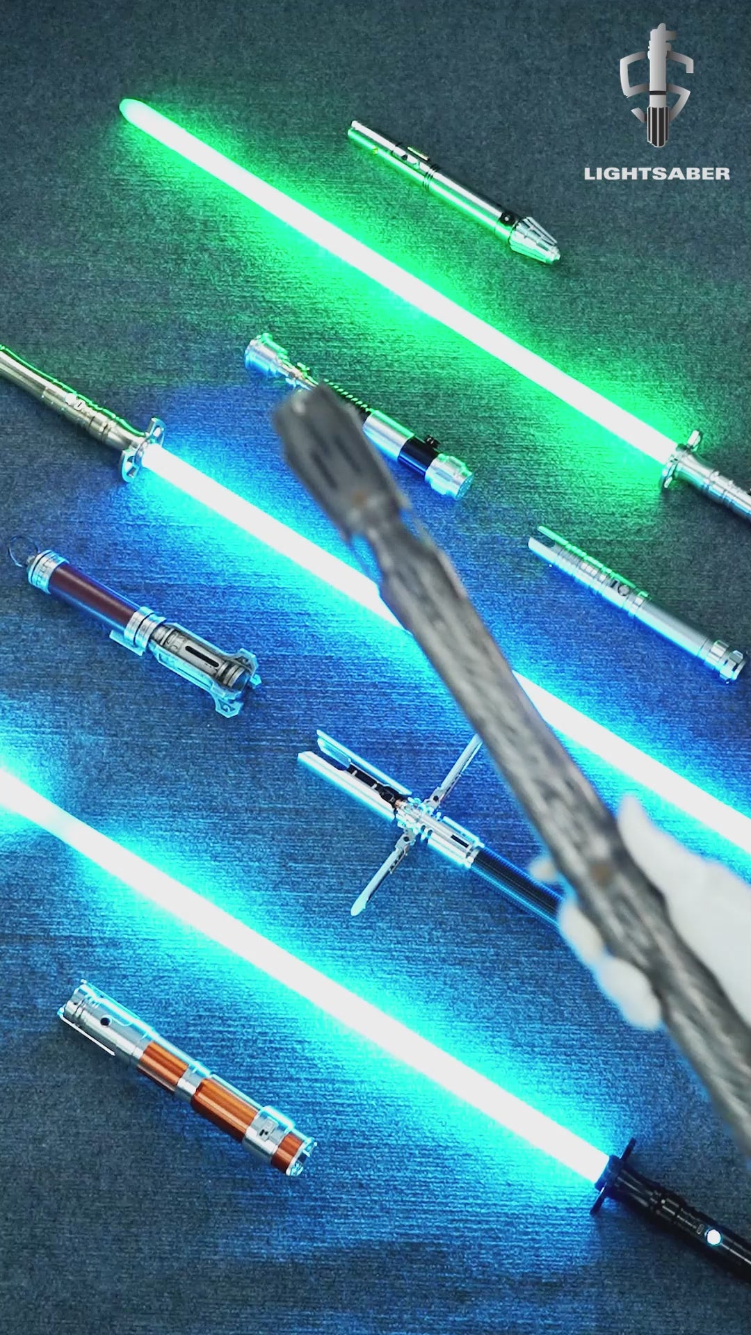 Video demonstrating LIGHTSABER Satele Shan Master Series Double-Bladed Metal Saber with dual blade ignition and spinning effects.
